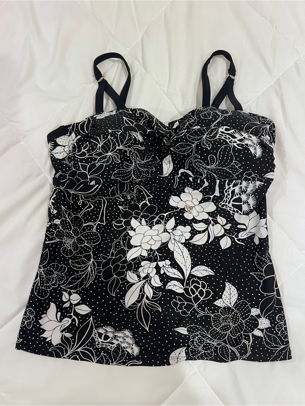 St. John's Bay Black and White Floral Camisole